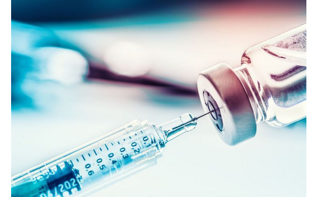 L’OMS met en garde : faute de services de santé essentiels, les progrès âprement acquis de la couverture vaccinale sont menacés